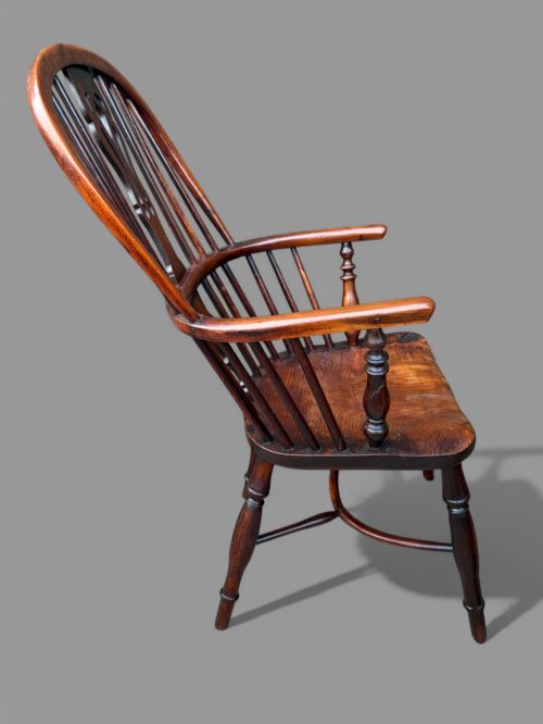 A GOOD YEW WOOD WINDSOR CHAIR ROCKLEY - ADDITIONAL PHOTO 6