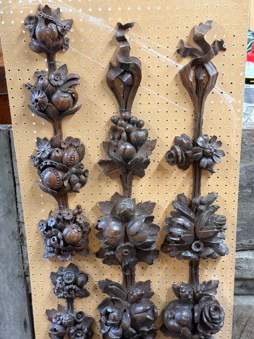 TWO PAIRS OF CARVED LIME WOOD DECORATIVE PANELS - ADDITIONAL PHOTO 4