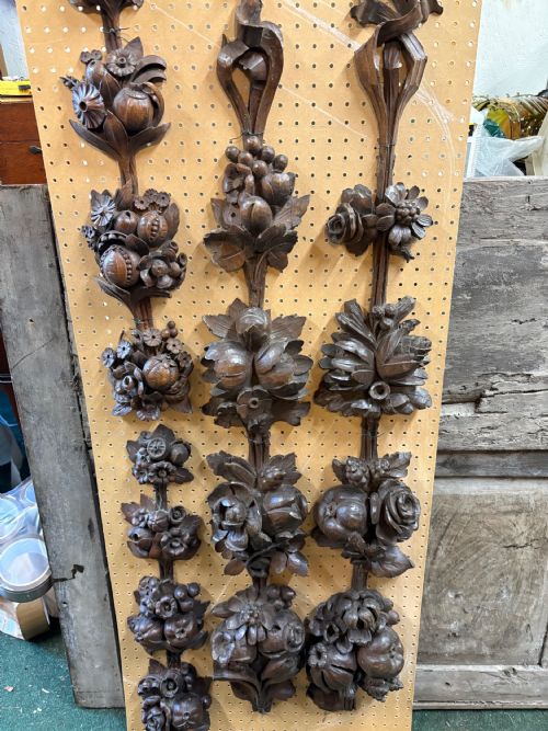 TWO PAIRS OF CARVED LIME WOOD DECORATIVE PANELS - ADDITIONAL PHOTO 5