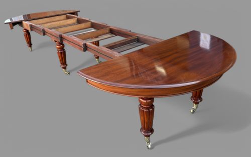 A SUPER AND RARE EARLY VICTORIAN EXTENDING DINING TABLE SEATS UP TO 18 - ADDITIONAL PHOTO 23