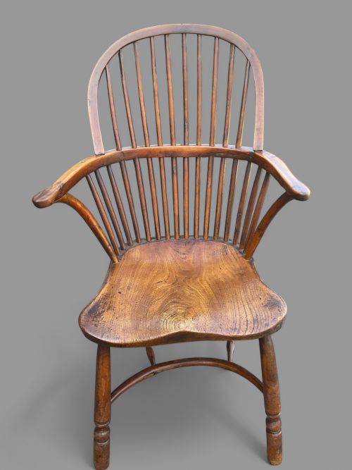 a yew wood thames valley windsor chair - CATEGORY: ANTIQUE CHAIRS - DATED 19TH CENTURY