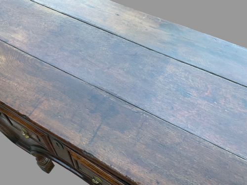 AN UNUSUAL GEORGIAN SERVING DRESSER IN OAK - ADDITIONAL PHOTO 11