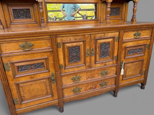 A SUPERB POLLARD OAK DRESSER - ADDITIONAL PHOTO 4