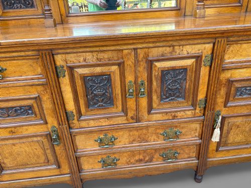 A SUPERB POLLARD OAK DRESSER - ADDITIONAL PHOTO 6