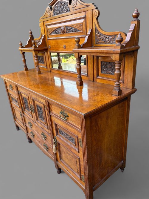 A SUPERB POLLARD OAK DRESSER - ADDITIONAL PHOTO 9