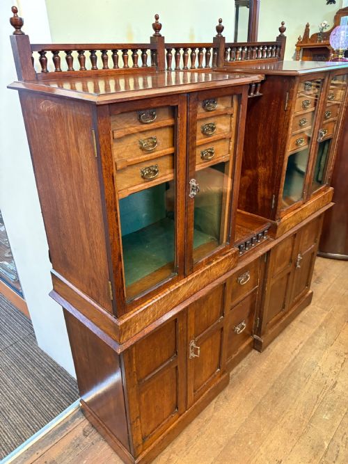 A VERY UNUSUAL COLLECTORS CABINET IN WALNUT - ADDITIONAL PHOTO 10