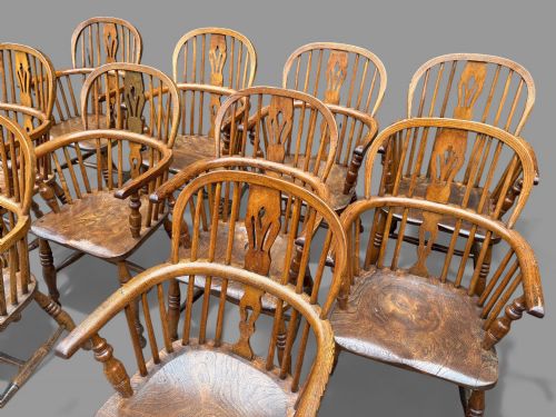 A MATCHING SET OF 10 WINDSOR ARMCHAIRS IN ASH AND ELM - ADDITIONAL PHOTO 1