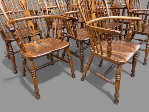A MATCHING SET OF 10 WINDSOR ARMCHAIRS IN ASH AND ELM - ADDITIONAL PHOTO 2