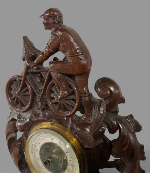 A FABULOUS BLACK FOREST BAROMETER FRAME - ADDITIONAL PHOTO 2