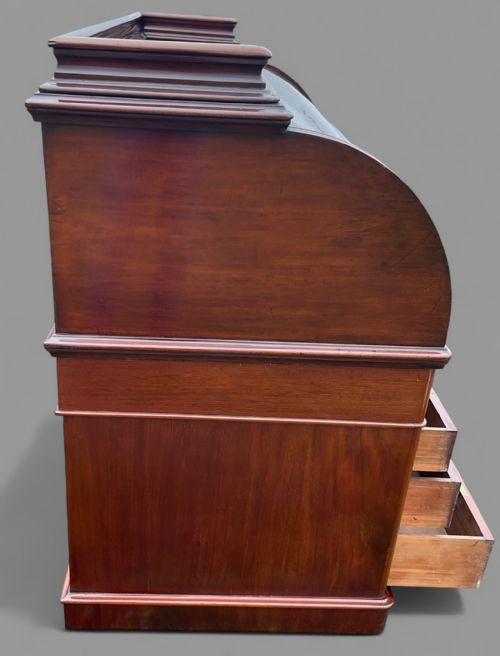 A VERY IMPRESSIVE AND LARGE 19TH CENTURY CYLINDER DESK - ADDITIONAL PHOTO 12