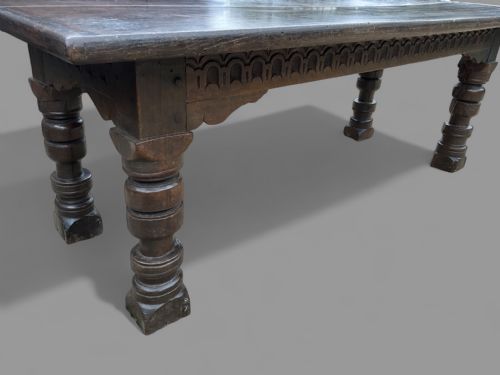 AN EARLY OAK REFECTORY TABLE C 1600 - ADDITIONAL PHOTO 3