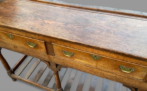 A GEORGIAN OAK SERVING DRESSER - ADDITIONAL PHOTO 1