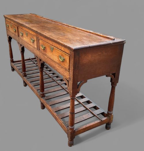 A GEORGIAN OAK SERVING DRESSER - ADDITIONAL PHOTO 4