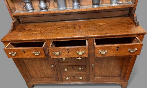 GEORGIAN OAK DRESSER - ADDITIONAL PHOTO 2