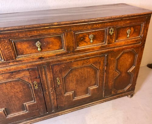 EARLY 18TH CENTURY OAK DRESSER GEOMETRIC FRONT PANELS - ADDITIONAL PHOTO 7