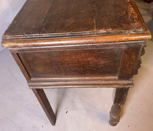 A VERY GOOD LATE 17TH C OAK SERVING DRESSER - ADDITIONAL PHOTO 7
