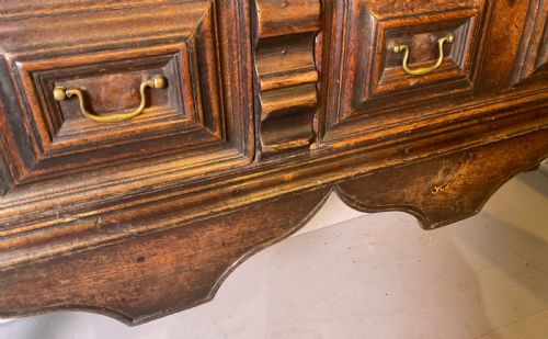 A VERY GOOD LATE 17TH C OAK SERVING DRESSER - ADDITIONAL PHOTO 14
