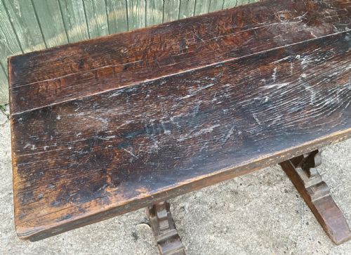 A SMALL HALL TABLE IN OAK 17TH CENTURY - ADDITIONAL PHOTO 3