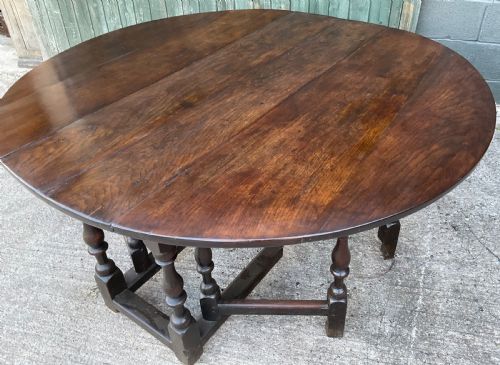 A RARE 17TH CENTURY GATE LAG DINING TABLE LARGE - ADDITIONAL PHOTO 3