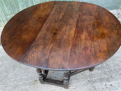 A RARE 17TH CENTURY GATE LAG DINING TABLE LARGE - ADDITIONAL PHOTO 5
