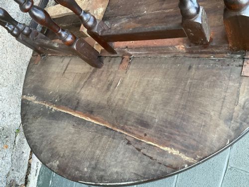 A RARE 17TH CENTURY GATE LAG DINING TABLE LARGE - ADDITIONAL PHOTO 15