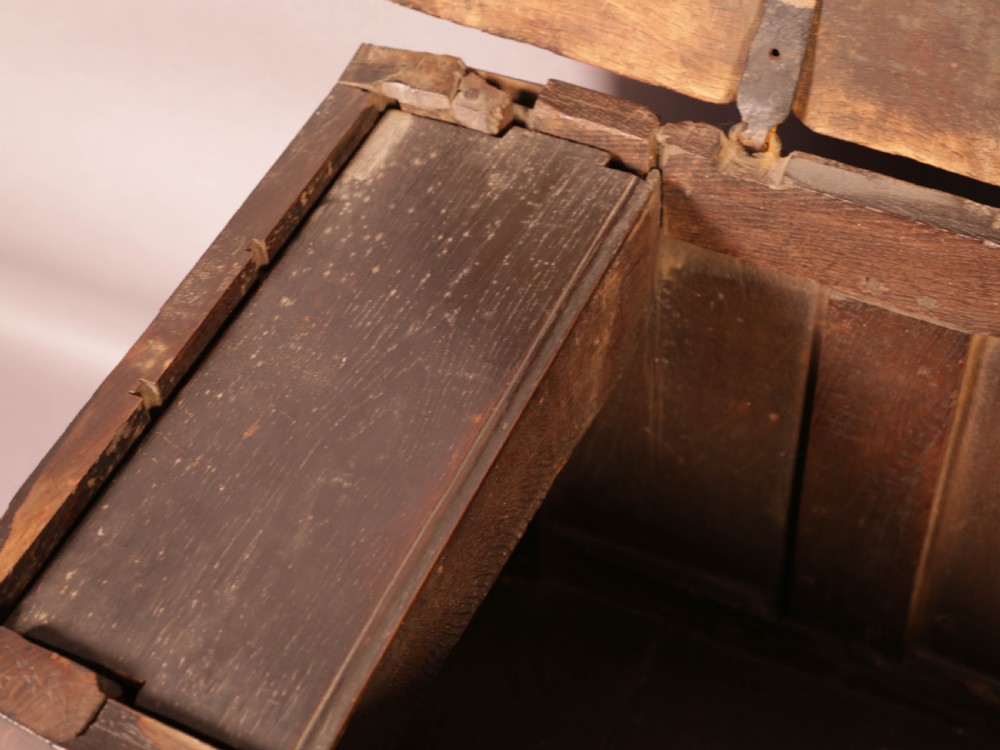Rare 17th century Oak Coffer View VI