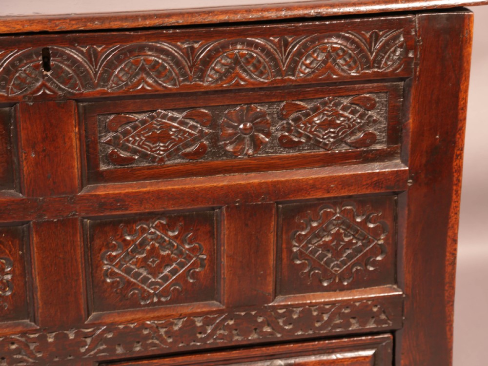 Rare 17th century Oak Coffer View XVI