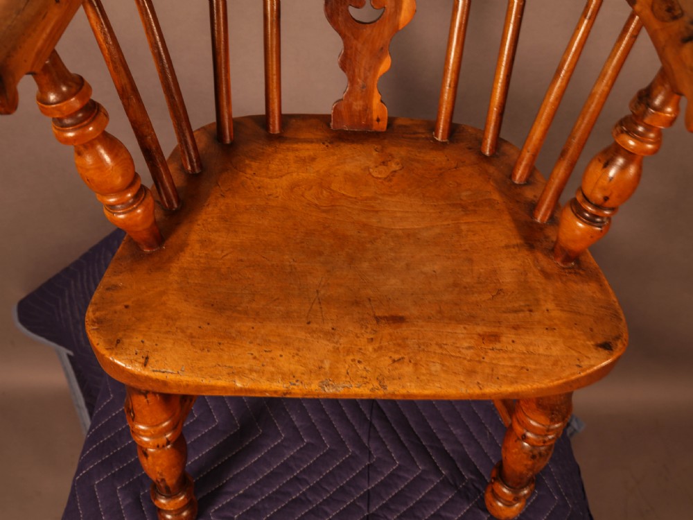 A Rare Childs Windsor Chair in Yew Wood View XIV