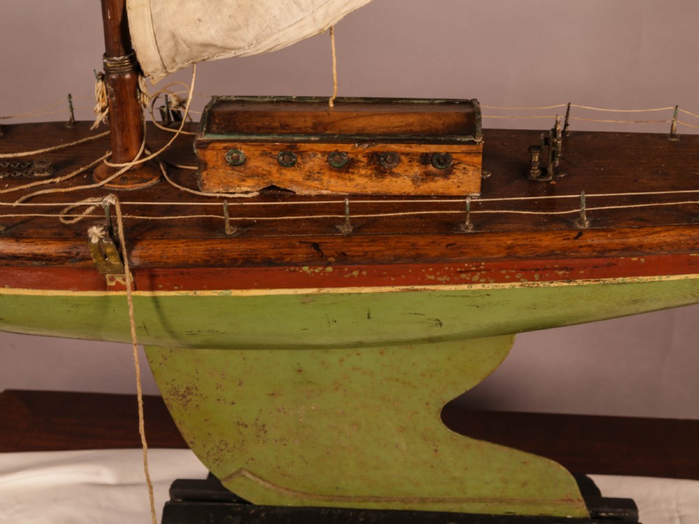 Victorian Pond Yacht 