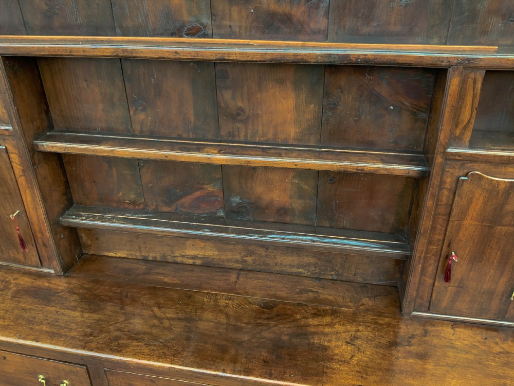 A Georgian Oak Dresser c 1760 View VII