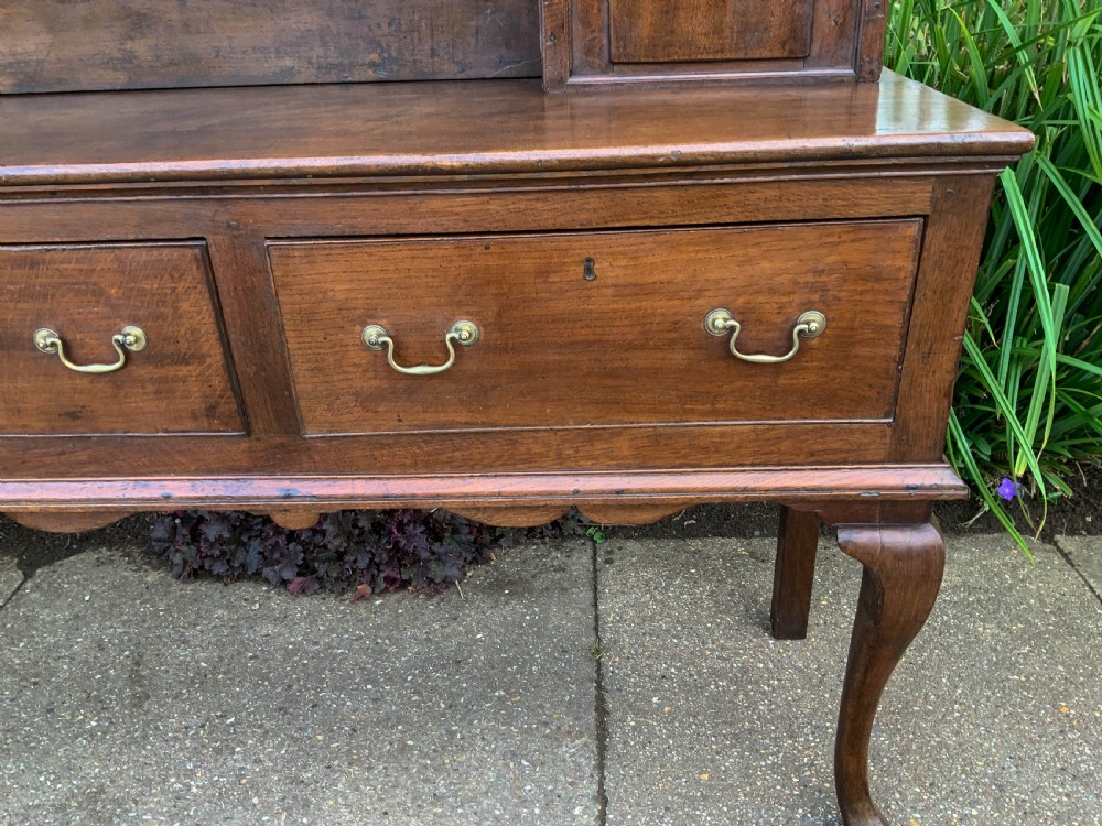 A Georgian Oak Dresser c 1760 View VIII