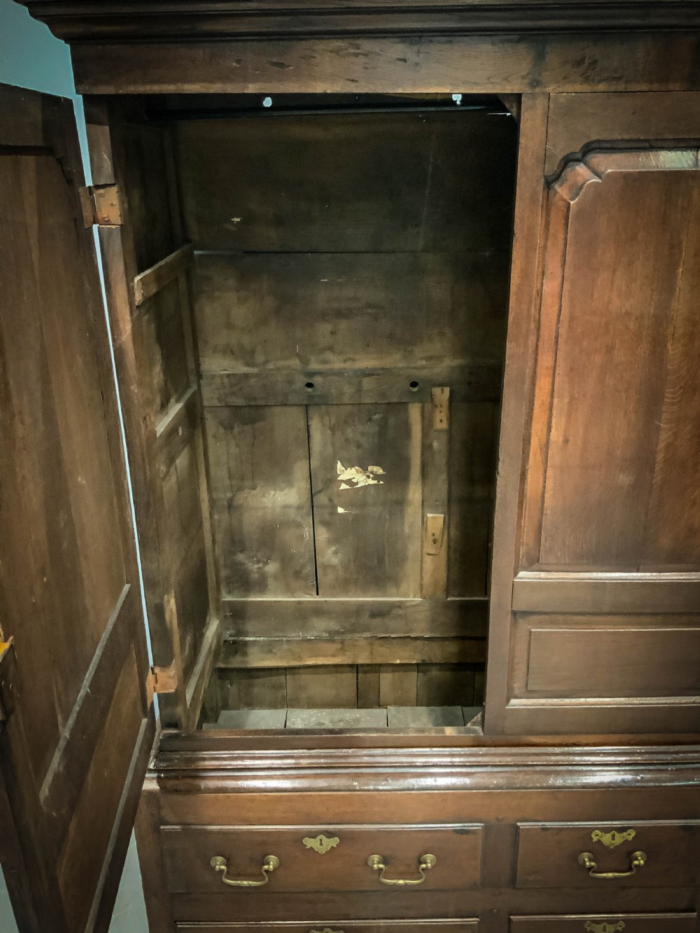 An 18th century Oak Livery Cupboard View V