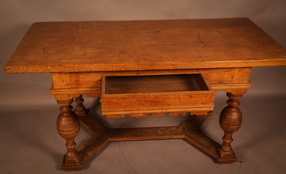 A Dutch Dining Table in Oak View II