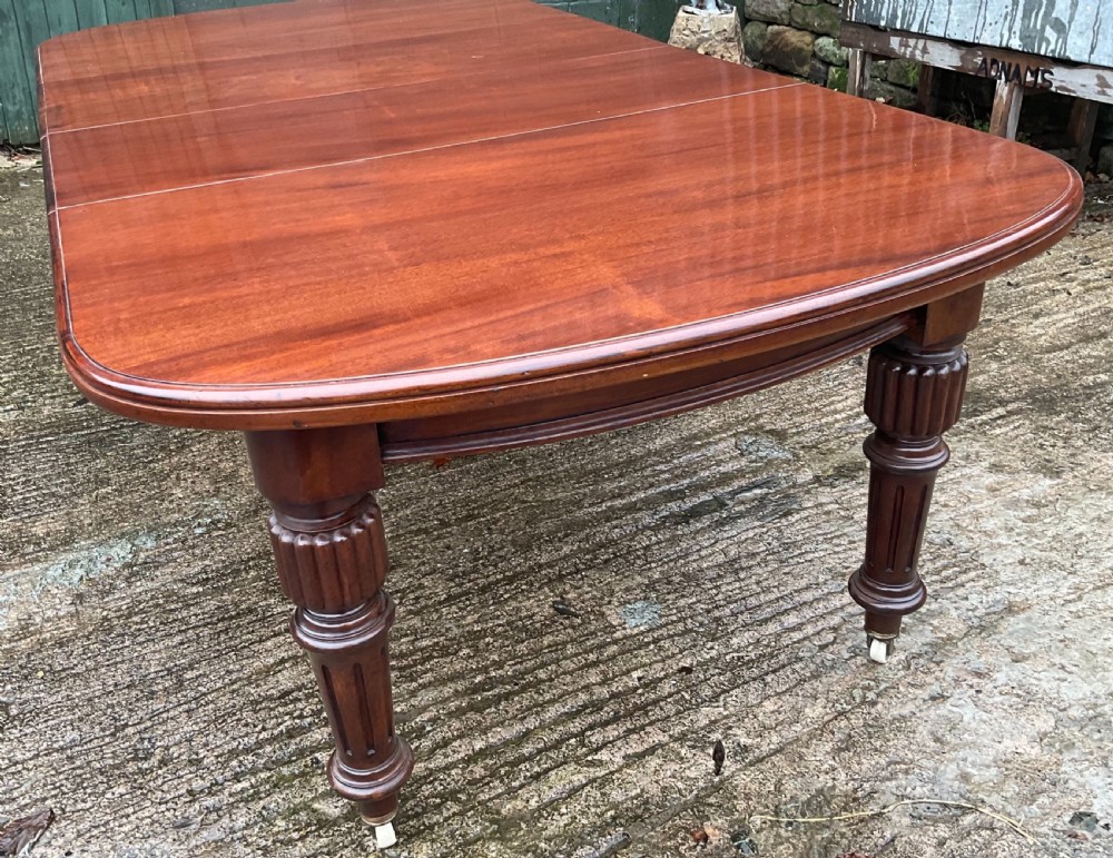 Quality Victorian extending dining table mahogany seat 10 View IX