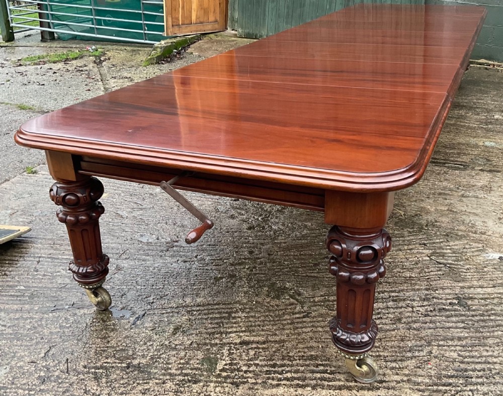 Very large Victorian extending dining table mahogany seats 20 View VII