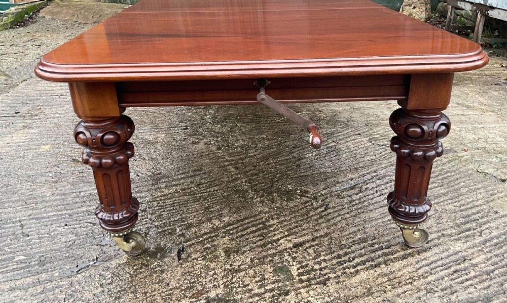 Very large Victorian extending dining table mahogany seats 20 View XXI