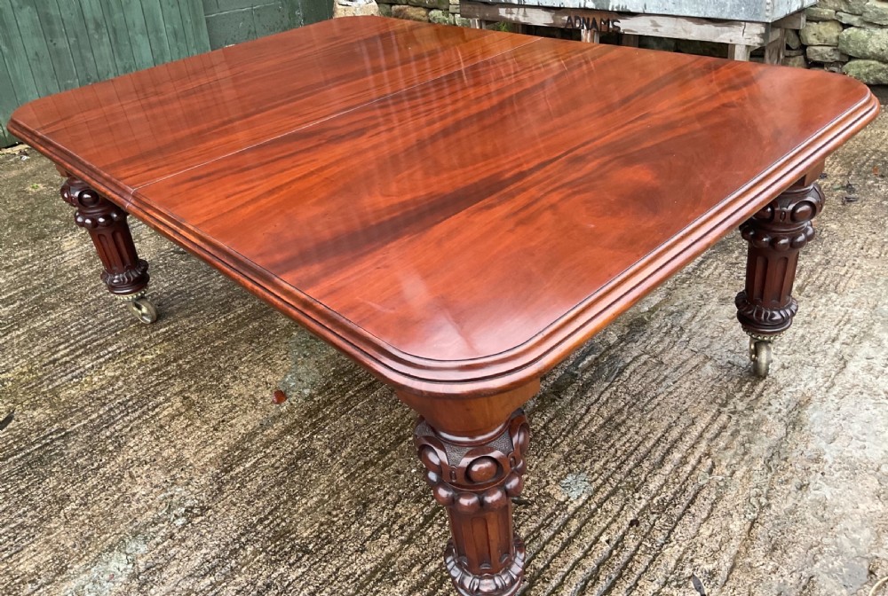 Very large Victorian extending dining table mahogany seats 20 View XXII