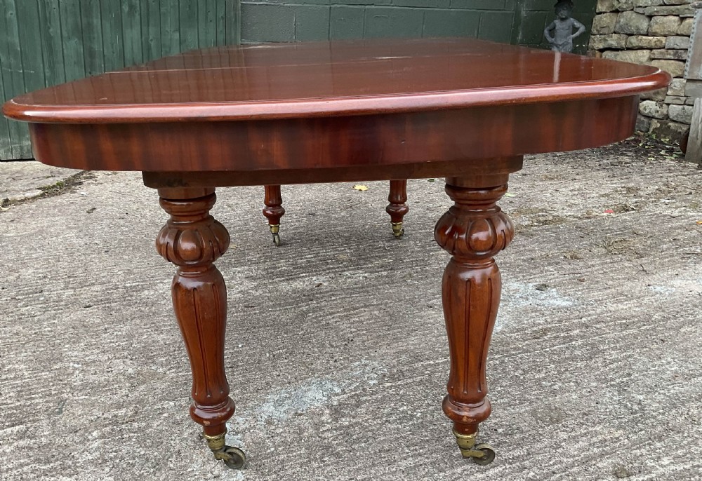 A Small Victorian Wind Out Extending Dining Table View X