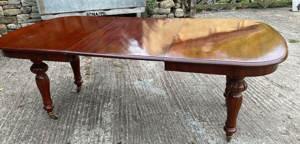 A Small Victorian Wind Out Extending Dining Table View XII