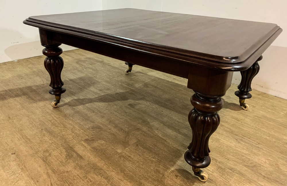 A Large Victorian Mahogany Dining Table seats 12/14 View XIII