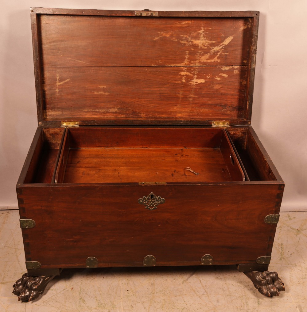 A Georgian Mahogany Silver Chest