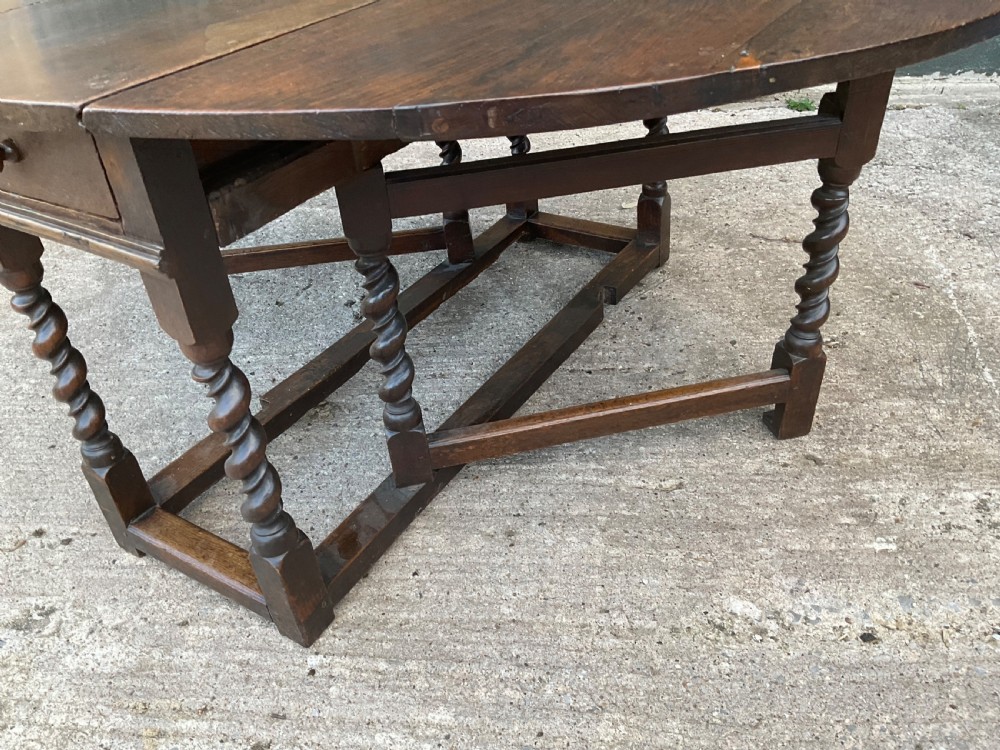 A super large 17th c gate table in Oak seat 8 View VII