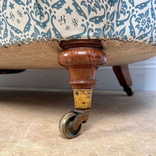 SHAPELY 19TH C HOWARD SONS SOFA - ADDITIONAL PHOTO 1