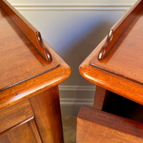 fig 2. A Rare Pair of 19th C Johnstone & Jeanes Bedside Cabinets