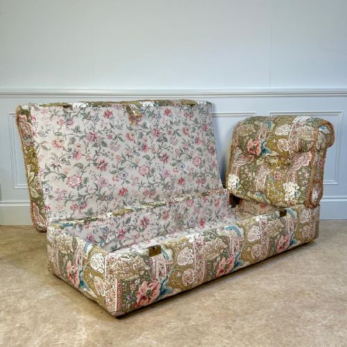 19TH C REVERSIBLE BOX OTTOMAN DAYBED - ADDITIONAL PHOTO 2