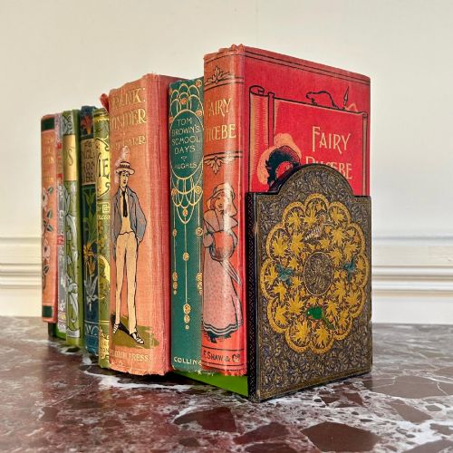 A PAIR OF KASHMIRI BOOKENDS GANEMEDE - ADDITIONAL PHOTO 3