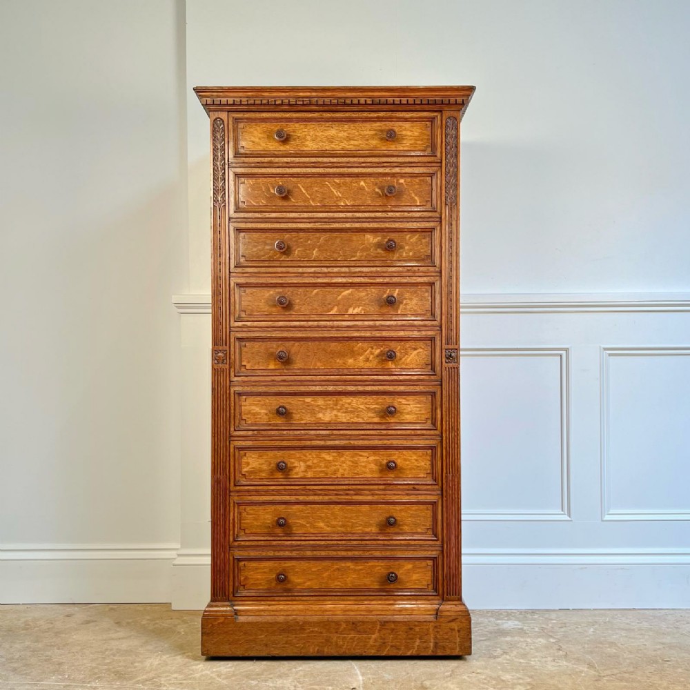 Stunning Gillows Oak Wellington Chest