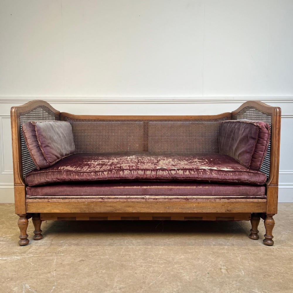 Rare Edwardian Walnut Extending Daybed / Sofa Bed