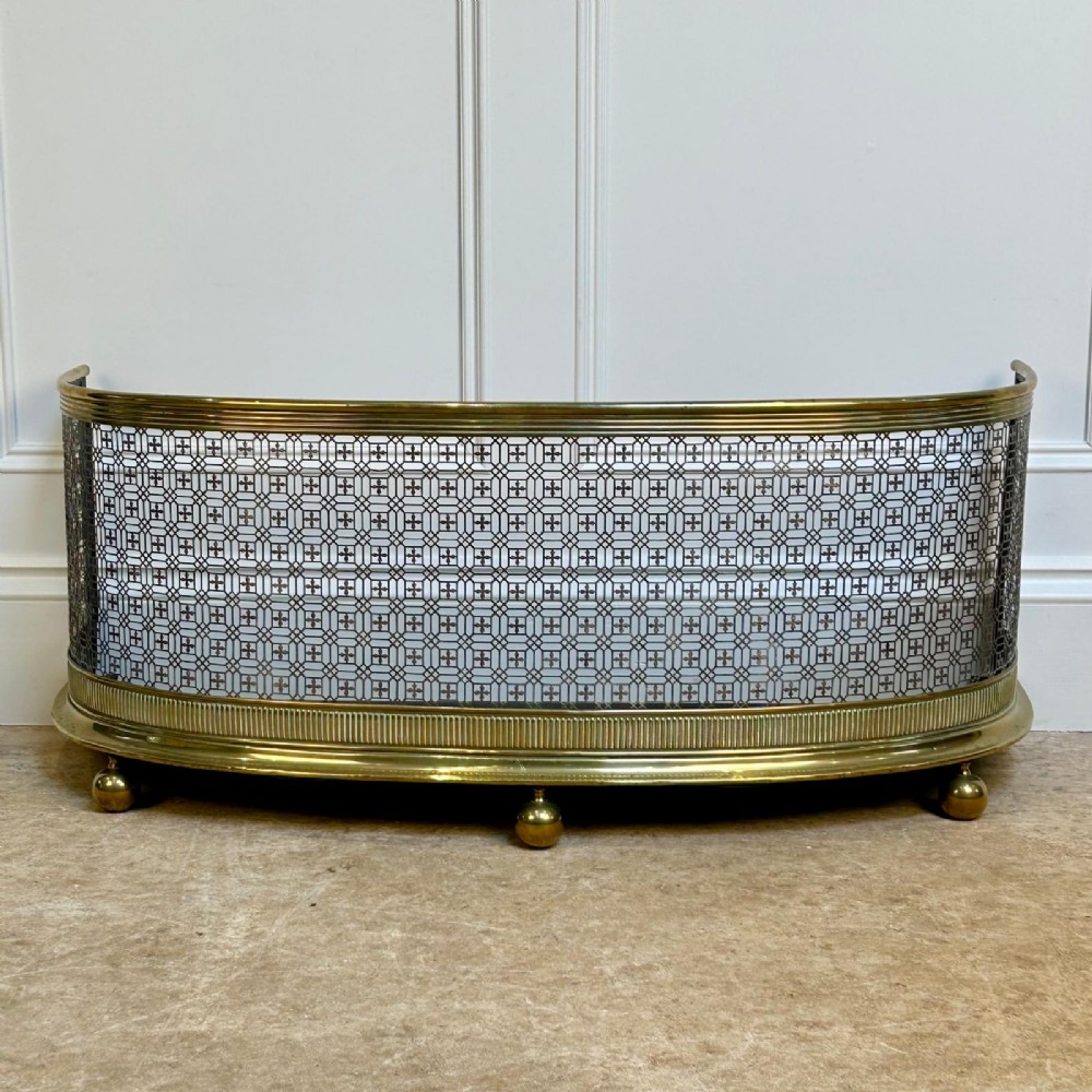 Regency Brass & Steel Fireside Fender