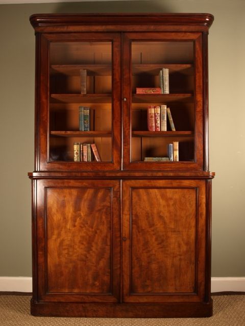 A Fine William IV Mahogany Bookcase